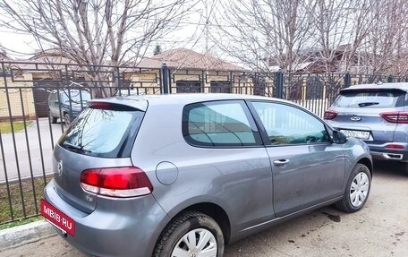 Volkswagen Golf VI, 2011 год, 900 000 рублей, 2 фотография