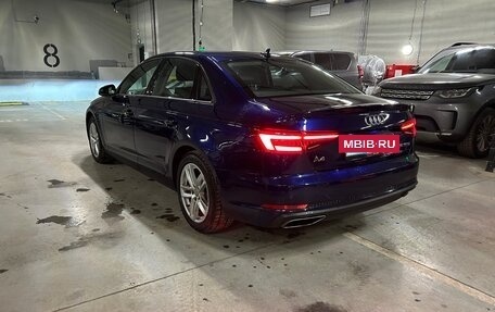 Audi A4, 2018 год, 2 450 000 рублей, 7 фотография