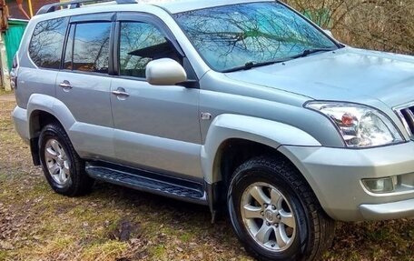 Toyota Land Cruiser Prado 120 рестайлинг, 2005 год, 1 580 000 рублей, 6 фотография