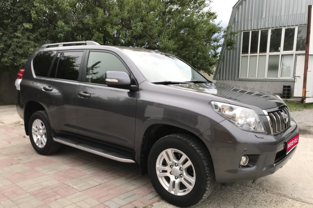 Toyota Land Cruiser Prado 150, 2012 год, 900 000 рублей, 2 фотография