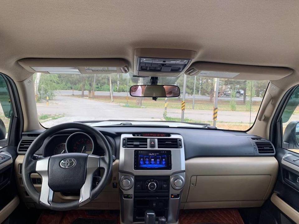 Toyota 4Runner V, 2012 год, 550 000 рублей, 5 фотография