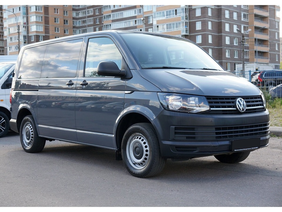 Volkswagen Caravelle T5 рестайлинг, 2015 год, 500 000 рублей, 1 фотография