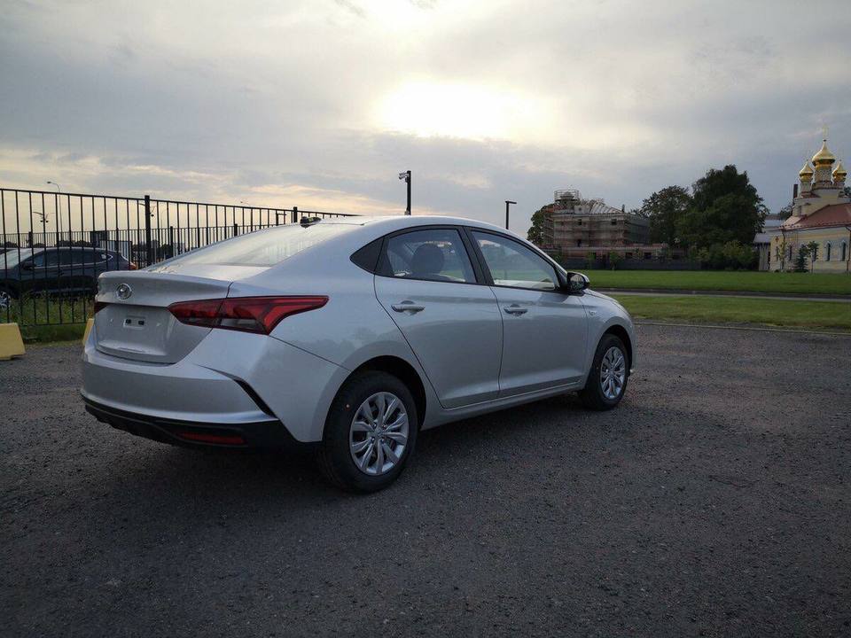 Hyundai Solaris II рестайлинг, 2022 год, 590 000 рублей, 11 фотография