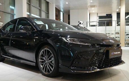Toyota Camry, 2025 год, 5 500 000 рублей, 1 фотография