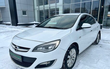 Opel Astra J, 2013 год, 792 000 рублей, 1 фотография