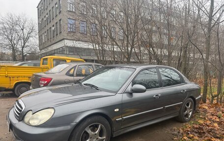 Hyundai Sonata IV рестайлинг, 2005 год, 299 000 рублей, 1 фотография