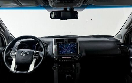 Toyota Land Cruiser Prado 150 рестайлинг 2, 2012 год, 2 600 000 рублей, 8 фотография