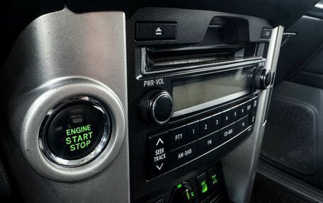 Toyota Land Cruiser Prado 150 рестайлинг 2, 2012 год, 2 600 000 рублей, 16 фотография