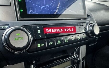 Toyota Land Cruiser Prado 150 рестайлинг 2, 2012 год, 2 600 000 рублей, 14 фотография