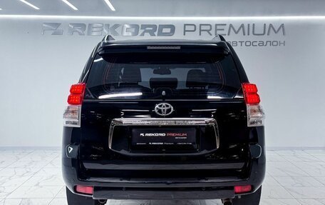 Toyota Land Cruiser Prado 150 рестайлинг 2, 2012 год, 2 600 000 рублей, 31 фотография