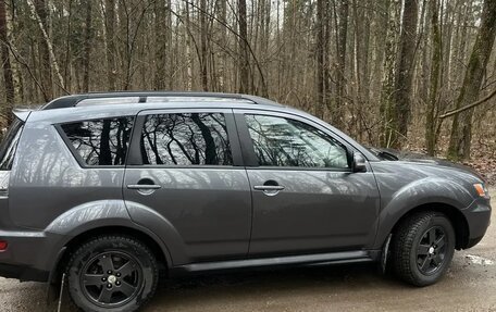 Mitsubishi Outlander III рестайлинг 3, 2011 год, 950 000 рублей, 19 фотография