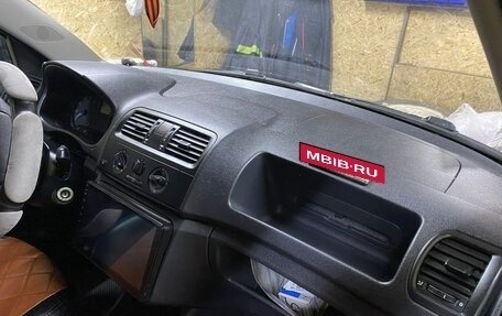 Skoda Fabia II, 2012 год, 750 000 рублей, 5 фотография