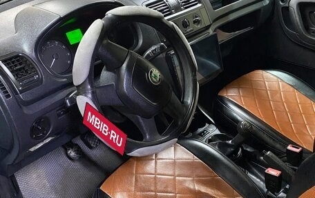 Skoda Fabia II, 2012 год, 750 000 рублей, 2 фотография