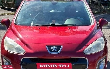 Peugeot 308 II, 2011 год, 550 000 рублей, 3 фотография