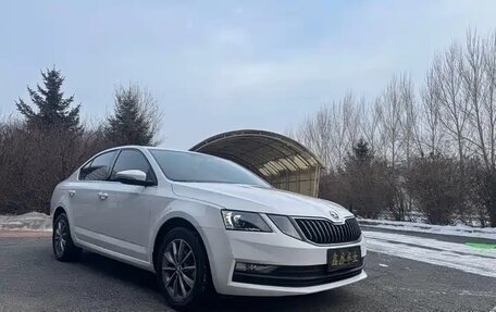 Skoda Octavia, 2022 год, 1 690 000 рублей, 5 фотография