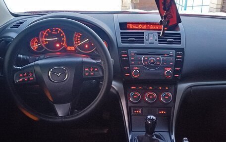 Mazda 6, 2011 год, 750 000 рублей, 2 фотография