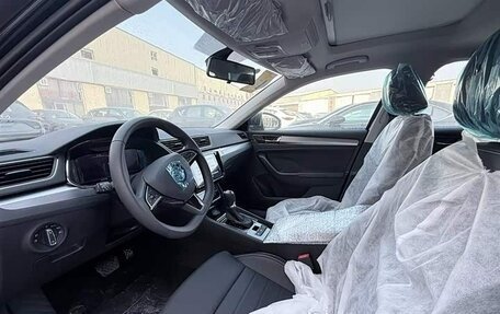 Skoda Superb III рестайлинг, 2025 год, 2 750 000 рублей, 8 фотография