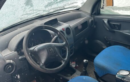 Peugeot Partner II рестайлинг 2, 2011 год, 500 000 рублей, 4 фотография