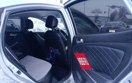 Hyundai Solaris II рестайлинг, 2011 год, 750 000 рублей, 3 фотография