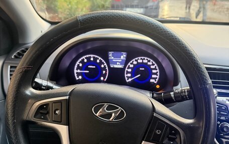 Hyundai Solaris II рестайлинг, 2013 год, 600 000 рублей, 5 фотография