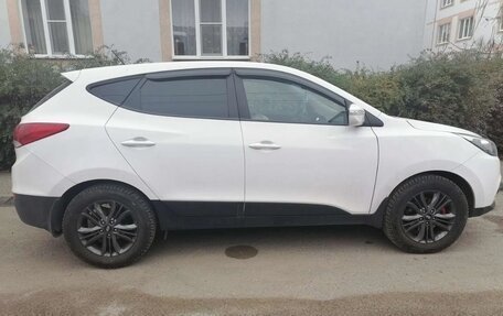Hyundai ix35 I рестайлинг, 2015 год, 1 350 000 рублей, 4 фотография