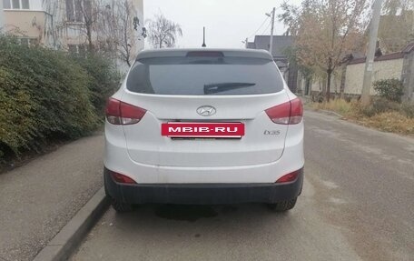 Hyundai ix35 I рестайлинг, 2015 год, 1 350 000 рублей, 2 фотография