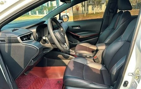 Toyota Corolla, 2022 год, 1 650 000 рублей, 9 фотография