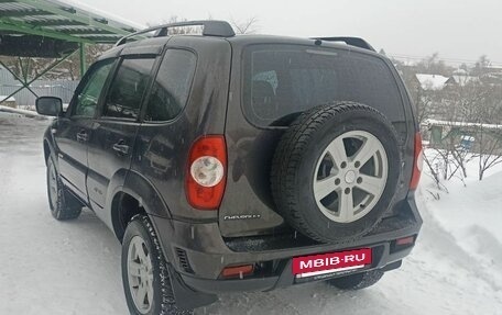 Chevrolet Niva I рестайлинг, 2013 год, 410 000 рублей, 2 фотография