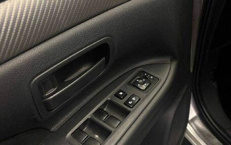 Mitsubishi Outlander III рестайлинг 3, 2014 год, 1 500 000 рублей, 20 фотография