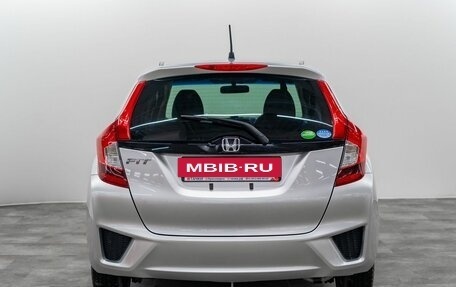 Honda Fit III, 2014 год, 1 020 000 рублей, 4 фотография