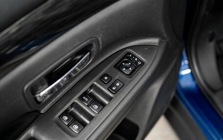 Mitsubishi Outlander III рестайлинг 3, 2015 год, 1 800 000 рублей, 16 фотография