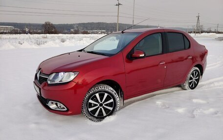 Renault Logan II, 2015 год, 590 000 рублей, 1 фотография