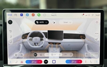 Volkswagen Tiguan II, 2025 год, 5 090 000 рублей, 22 фотография