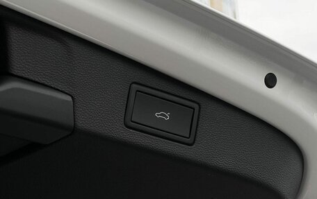 Volkswagen Tiguan II, 2025 год, 5 090 000 рублей, 30 фотография