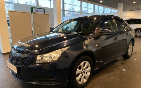 Chevrolet Cruze II, 2010 год, 500 000 рублей, 7 фотография