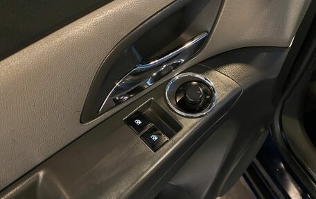 Chevrolet Cruze II, 2010 год, 500 000 рублей, 22 фотография