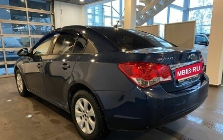 Chevrolet Cruze II, 2010 год, 500 000 рублей, 5 фотография
