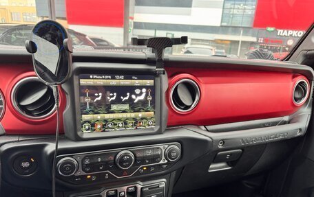 Jeep Wrangler, 2019 год, 4 200 000 рублей, 16 фотография