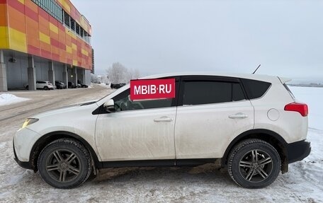 Toyota RAV4, 2013 год, 2 100 000 рублей, 3 фотография