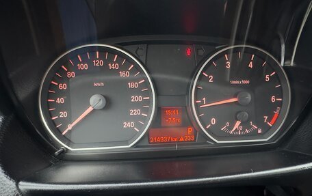 BMW 1 серия, 2011 год, 850 000 рублей, 15 фотография