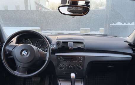 BMW 1 серия, 2011 год, 850 000 рублей, 13 фотография