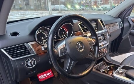 Mercedes-Benz M-Класс, 2011 год, 1 945 000 рублей, 12 фотография