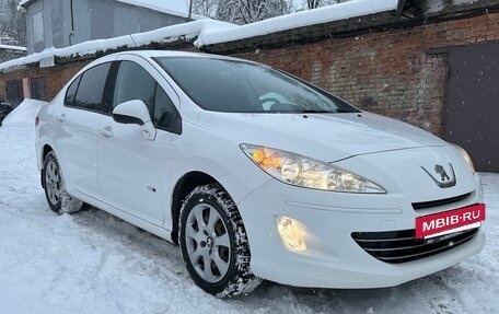 Peugeot 408 I рестайлинг, 2016 год, 680 000 рублей, 2 фотография