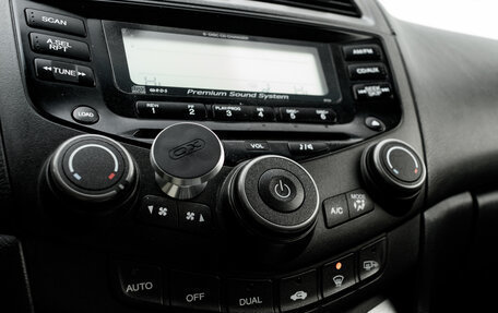 Honda Accord VII рестайлинг, 2006 год, 900 000 рублей, 20 фотография