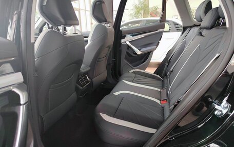 Geely Atlas, 2025 год, 3 970 990 рублей, 28 фотография