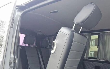 Volkswagen Transporter T5 рестайлинг, 2010 год, 1 750 000 рублей, 6 фотография