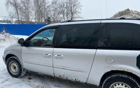 Chrysler Town & Country IV, 2001 год, 360 000 рублей, 9 фотография