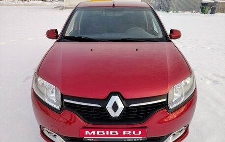 Renault Logan II, 2015 год, 590 000 рублей, 14 фотография