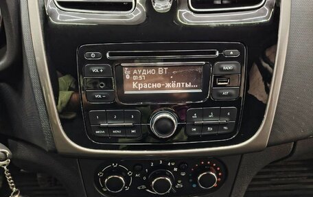 Renault Logan II, 2015 год, 590 000 рублей, 21 фотография