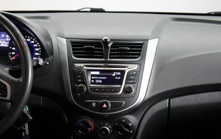 Hyundai Solaris II рестайлинг, 2016 год, 1 180 000 рублей, 11 фотография